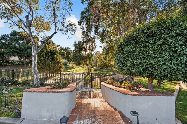 40833 Calle Bandido, Murrieta, CA 92562