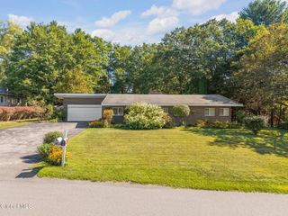 214 Juniper Drive, Rotterdam, NY 12306