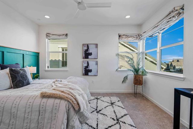 3267 Talbot Dr, Lathrop, CA 95330