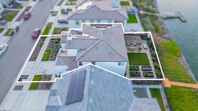 3267 Talbot Dr, Lathrop, CA 95330