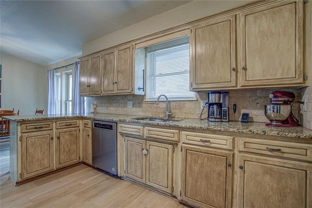 2509 Cedar Park Drive, Oklahoma City, OK 73120