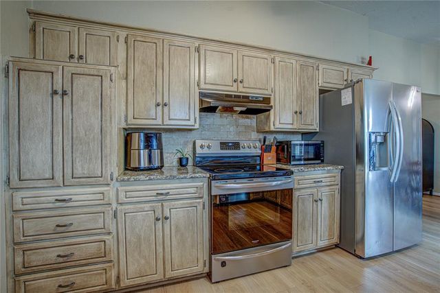 2509 Cedar Park Drive, Oklahoma City, OK 73120