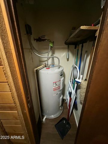 800 S 24TH Drive, Show Low, AZ 85901