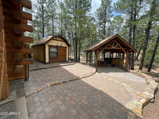 800 S 24TH Drive, Show Low, AZ 85901