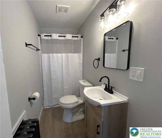 404 Centre Street, Easton, PA 18042