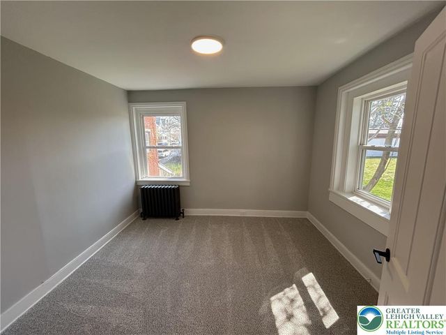 404 Centre Street, Easton, PA 18042