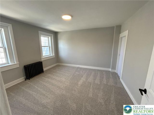 404 Centre Street, Easton, PA 18042