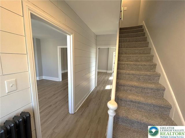 404 Centre Street, Easton, PA 18042