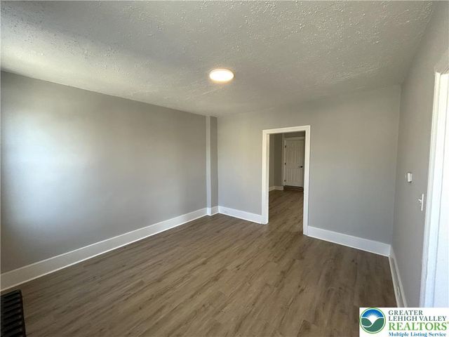 404 Centre Street, Easton, PA 18042