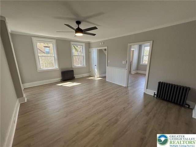 404 Centre Street, Easton, PA 18042
