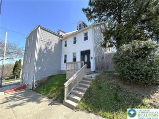 404 Centre Street, Easton, PA 18042