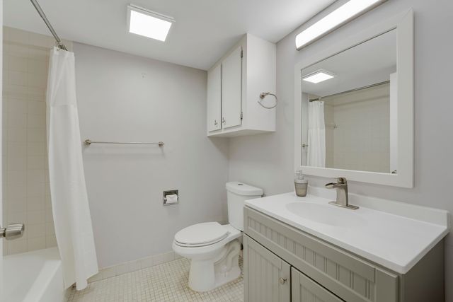 20 Royal Palm Way 204, Boca Raton, FL 33432