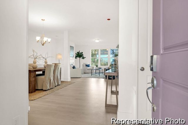 1042 House Finch Avenue Cc3-22-19, Ravenel, SC 29470