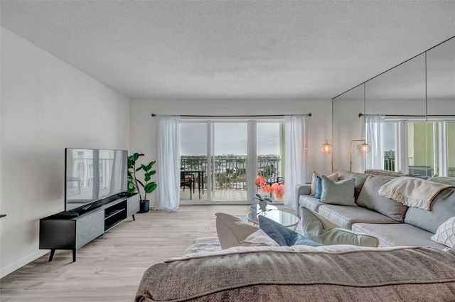 400 64TH AVENUE 907 W, St Pete Beach, FL 33706