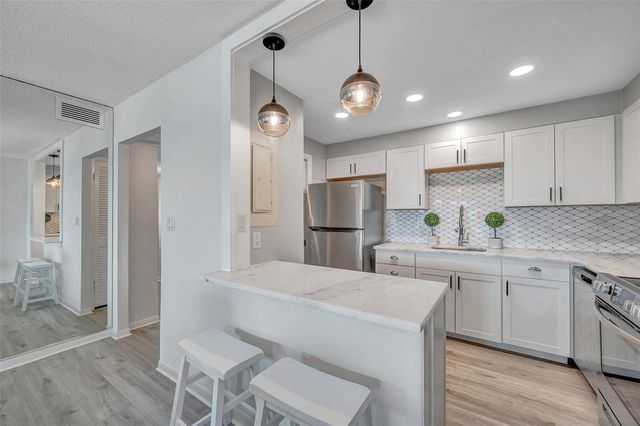 400 64TH AVENUE 907 W, St Pete Beach, FL 33706