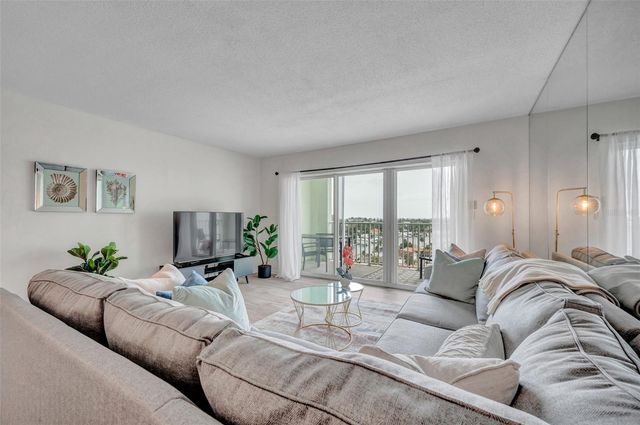 400 64TH AVENUE 907 W, St Pete Beach, FL 33706