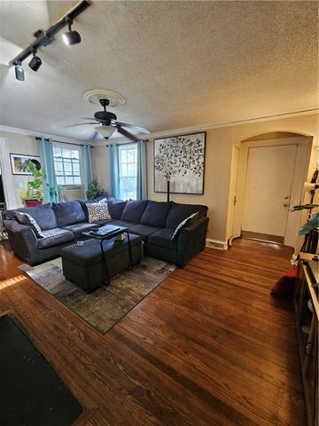1718 W Market Street, Anderson, SC 29624