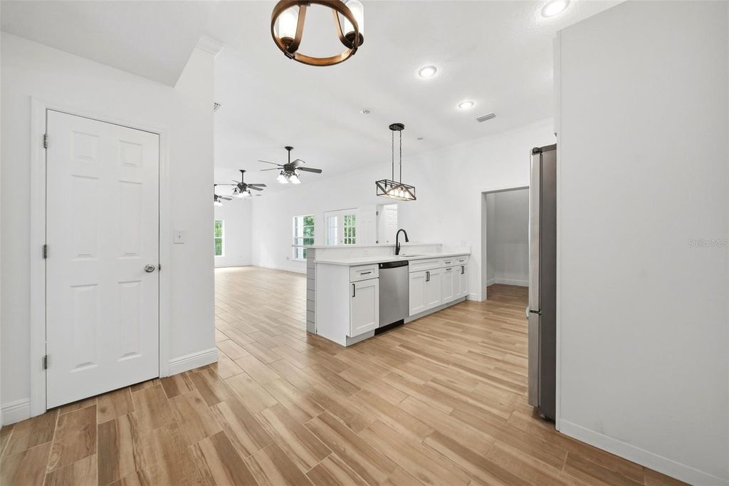 Image 22 of property listing at 4855 LILLIAN BLACK ROAD, St Cloud, FL 34771