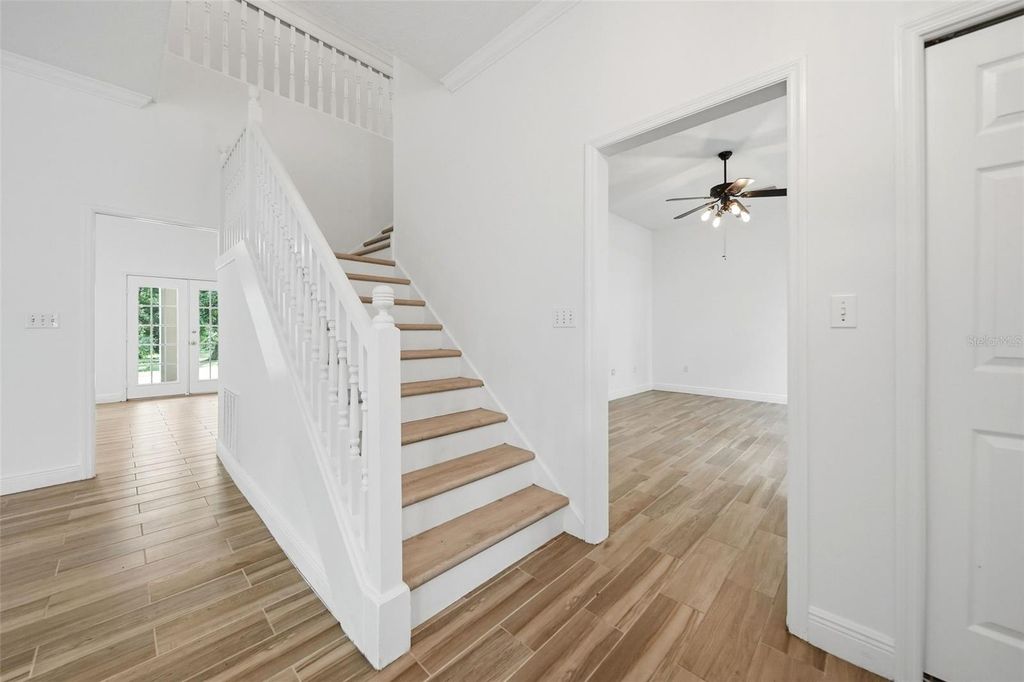 Image 5 of property listing at 4855 LILLIAN BLACK ROAD, St Cloud, FL 34771