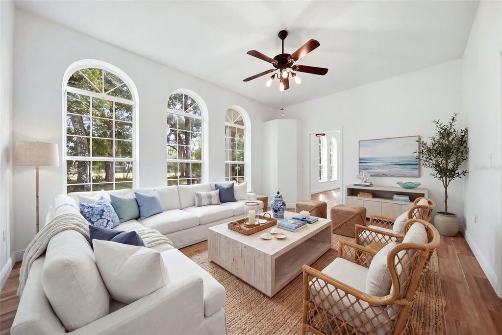 Image 10 of property listing at 4855 LILLIAN BLACK ROAD, St Cloud, FL 34771