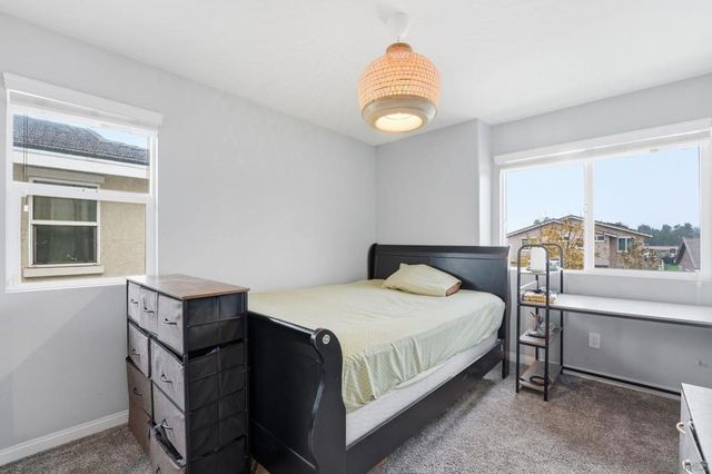 522 Mary Lane, El Cajon, CA 92021