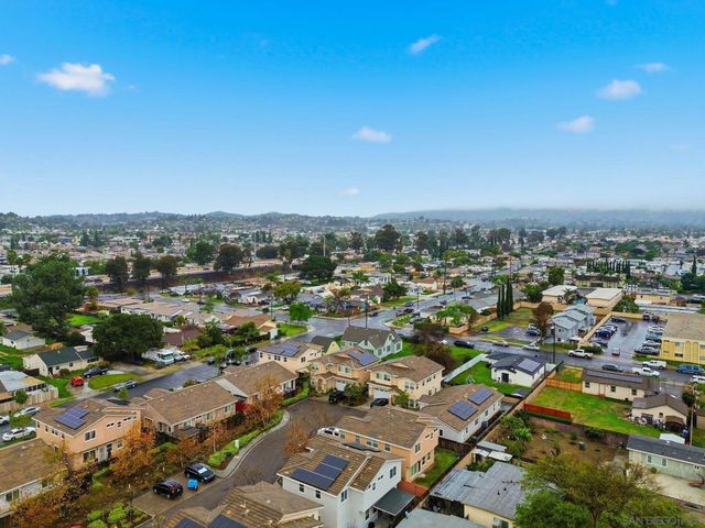 522 Mary Lane, El Cajon, CA 92021