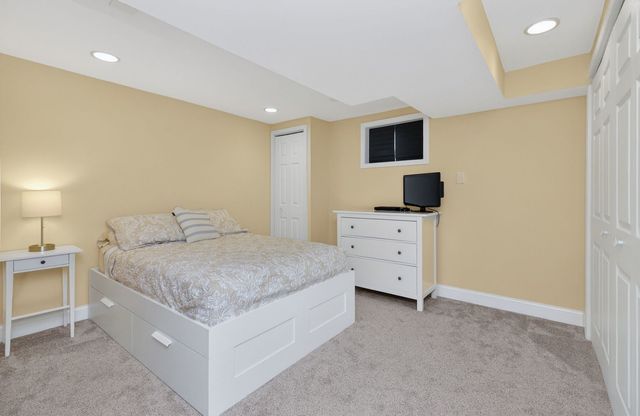 833 Brookside Drive, Bartlett, IL 60103