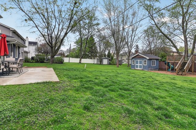 833 Brookside Drive, Bartlett, IL 60103