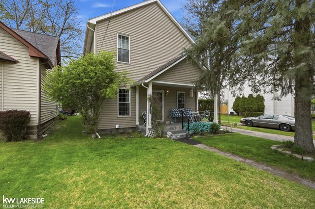 1439 Courtland Boulevard, Rochester Hills, MI 48307