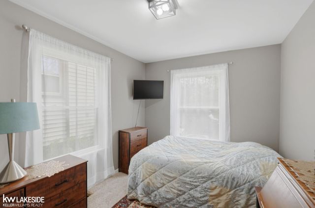 1439 Courtland Boulevard, Rochester Hills, MI 48307