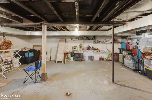 1439 Courtland Boulevard, Rochester Hills, MI 48307