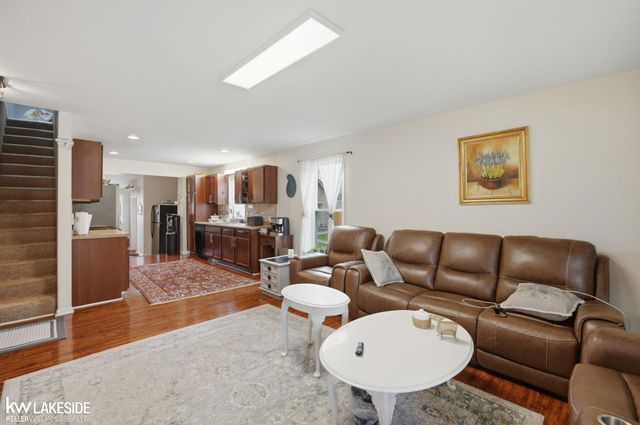 1439 Courtland Boulevard, Rochester Hills, MI 48307