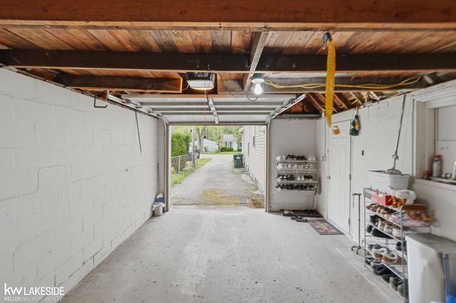 1439 Courtland Boulevard, Rochester Hills, MI 48307