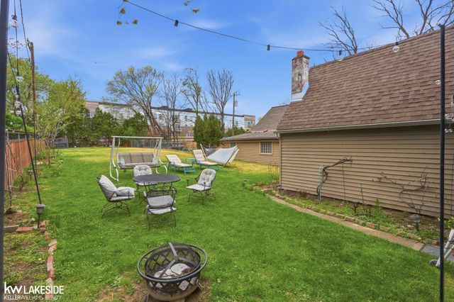 1439 Courtland Boulevard, Rochester Hills, MI 48307