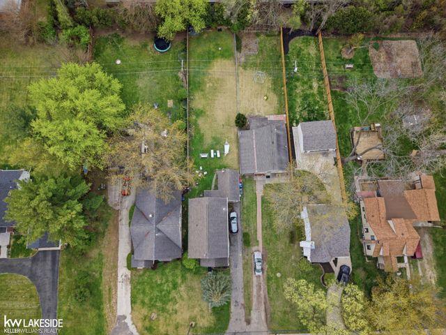 1439 Courtland Boulevard, Rochester Hills, MI 48307