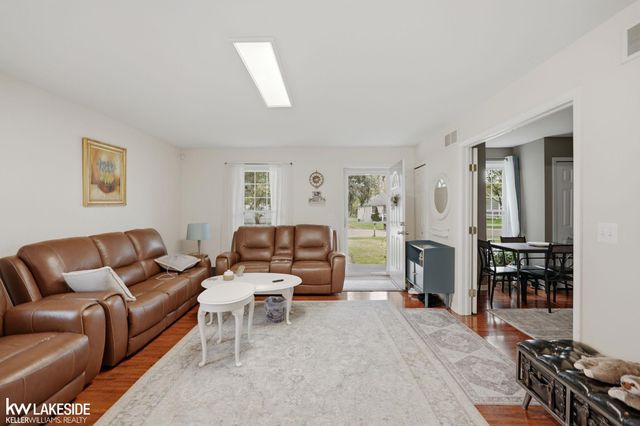 1439 Courtland Boulevard, Rochester Hills, MI 48307