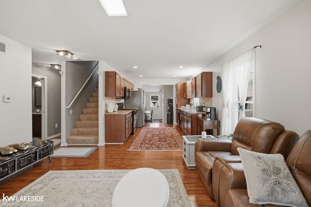 1439 Courtland Boulevard, Rochester Hills, MI 48307