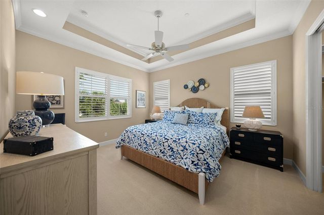 229 SAPPHIRE LAKE DRIVE 201, Bradenton, FL 34209