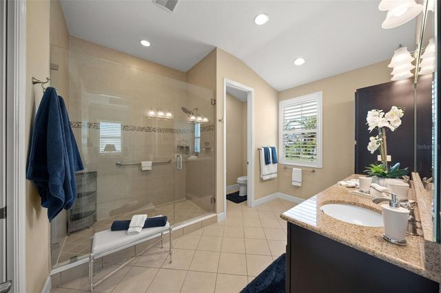 229 SAPPHIRE LAKE DRIVE 201, Bradenton, FL 34209