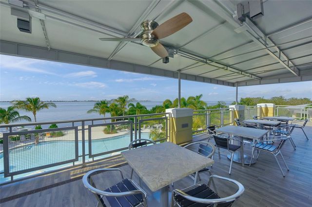 229 SAPPHIRE LAKE DRIVE 201, Bradenton, FL 34209