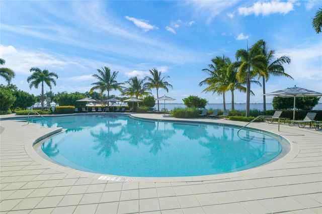 229 SAPPHIRE LAKE DRIVE 201, Bradenton, FL 34209
