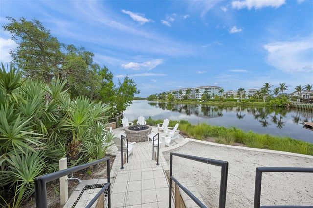 229 SAPPHIRE LAKE DRIVE 201, Bradenton, FL 34209