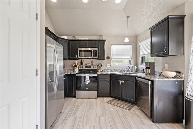 913 Windsor Court, Gentry, AR 72734