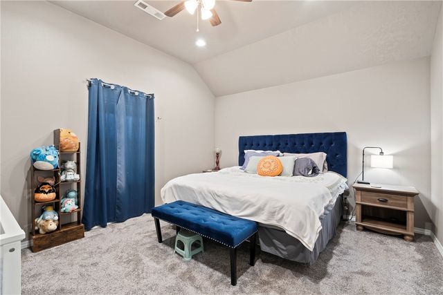 913 Windsor Court, Gentry, AR 72734