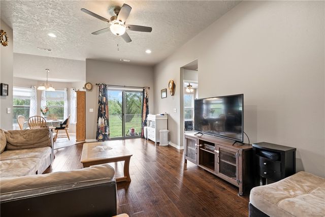 913 Windsor Court, Gentry, AR 72734