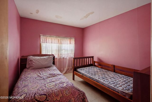 444 W Lookout Avenue, Hackensack, NJ 07601