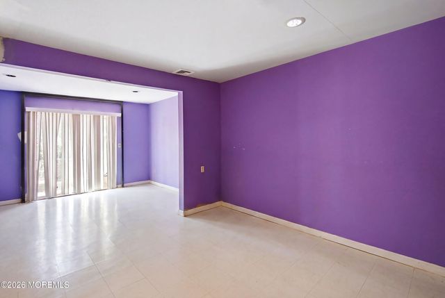 444 W Lookout Avenue, Hackensack, NJ 07601