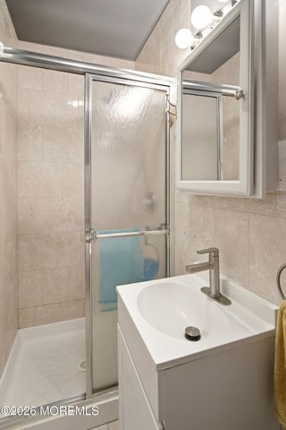 444 W Lookout Avenue, Hackensack, NJ 07601