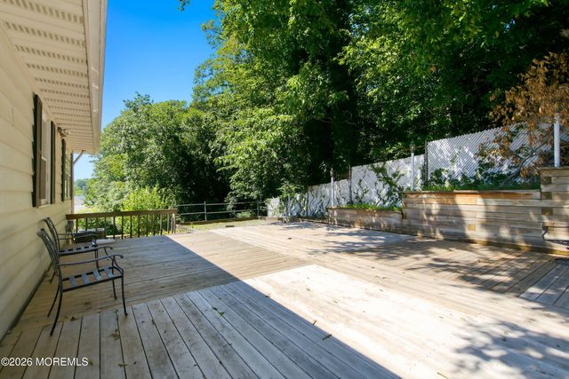 444 W Lookout Avenue, Hackensack, NJ 07601