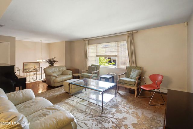 444 W Lookout Avenue, Hackensack, NJ 07601